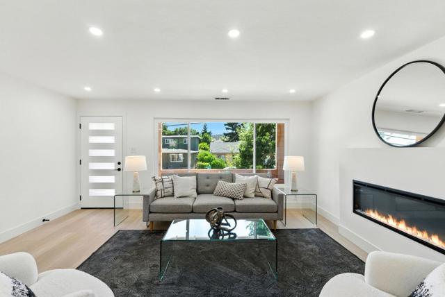 731 Valota Road, Redwood City CA: https://media.crmls.org/mediaz/3fef8999-2b48-4b08-b9c8-fc2101776fd7.jpg