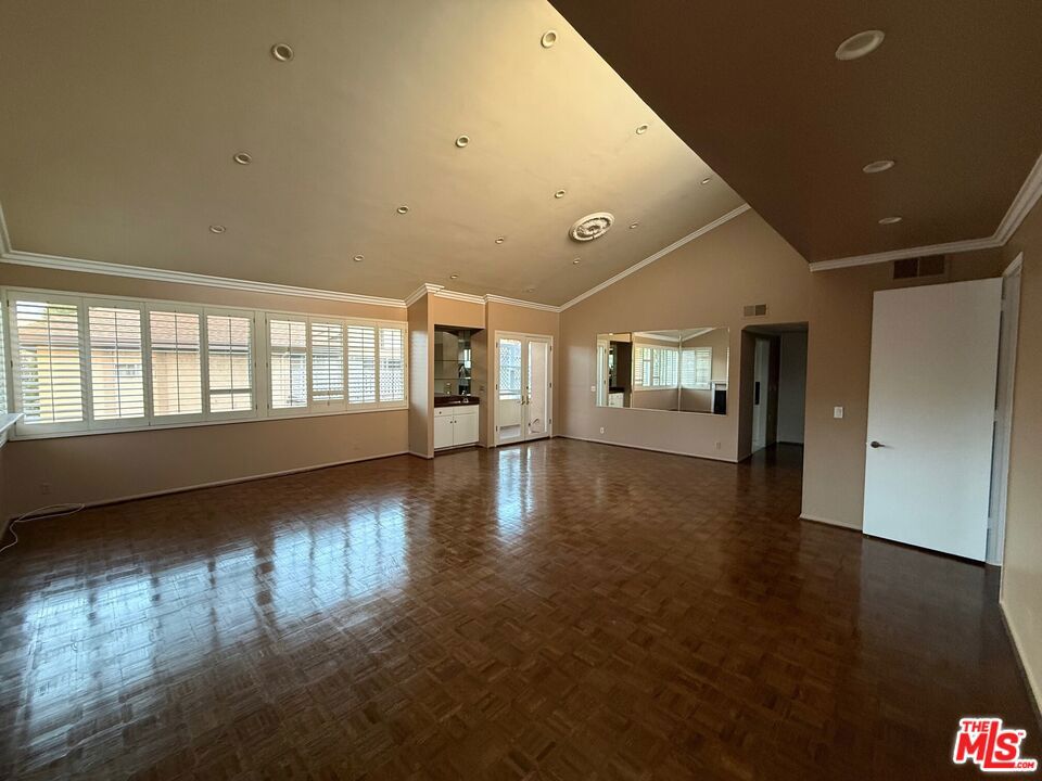 1500 Camden Avenue #4C