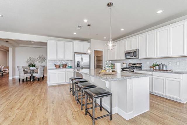 4563 BENTON ST, Antioch CA: https://media.crmls.org/mediaz/3ff07779-a7d9-4100-884a-10202716e0e9.jpg