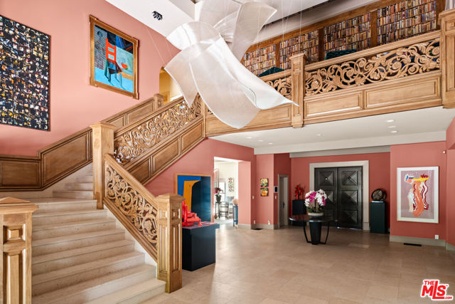 4009 Valley Meadow Road, Encino CA: https://media.crmls.org/mediaz/3ff0b112-da7d-4d83-809c-1a370dc4f0c5.jpg