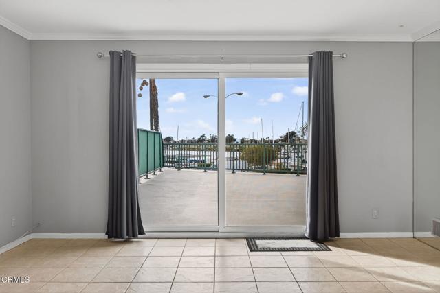 2901 Peninsula Road, Oxnard CA: https://media.crmls.org/mediaz/3ff1cdd2-854e-42fd-9841-a196ff442fce.jpg