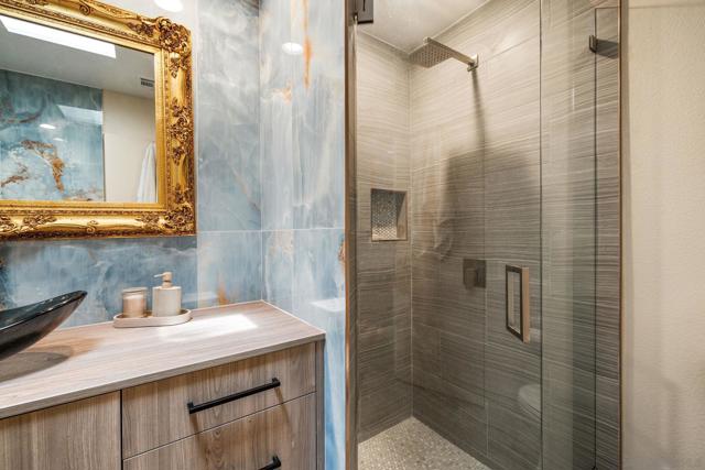 142 Yale Dr, Rancho Mirage CA: https://media.crmls.org/mediaz/3ff1ef04-57ac-4da5-8d69-d763e230e1ac.jpg