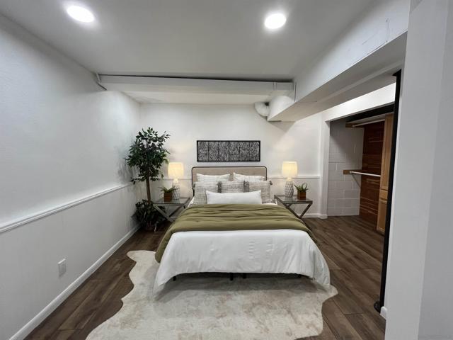 118 W 8Th Ave, Escondido CA: https://media.crmls.org/mediaz/3ff32fc3-34a3-4fd3-aa82-573be23975cc.jpg