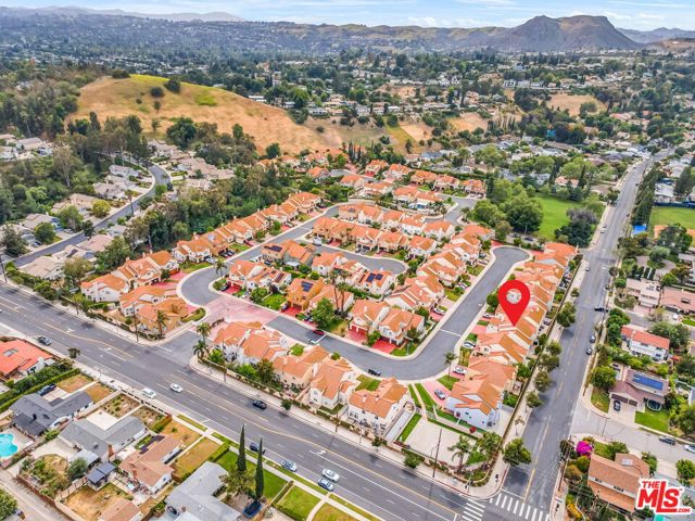 23234 Valerio Street, West Hills CA: https://media.crmls.org/mediaz/3ff3ea97-4ca8-431b-83ca-690fd3c08200.jpg