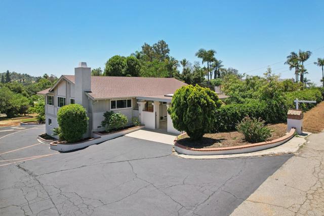 Detail Gallery Image 45 of 69 For 1917 Friendly Dr, Vista,  CA 92084 - 4 Beds | 3 Baths