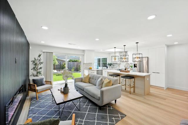 168 Park Dartmouth Place, San Jose CA: https://media.crmls.org/mediaz/3ff7f0d9-5a66-4a8a-bf94-7edfc4d691e6.jpg