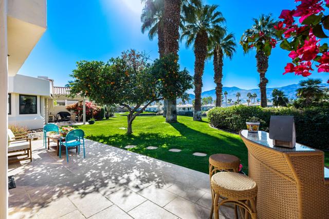 78038 Calle Norte, La Quinta CA: https://media.crmls.org/mediaz/3ff93a40-8d06-4ade-b93b-fafca10b987e.jpg