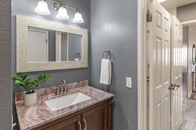 2409 Park Boulevard, Palo Alto CA: https://media.crmls.org/mediaz/3ff96c66-0cee-4cb7-9ea3-642377c57ca8.jpg