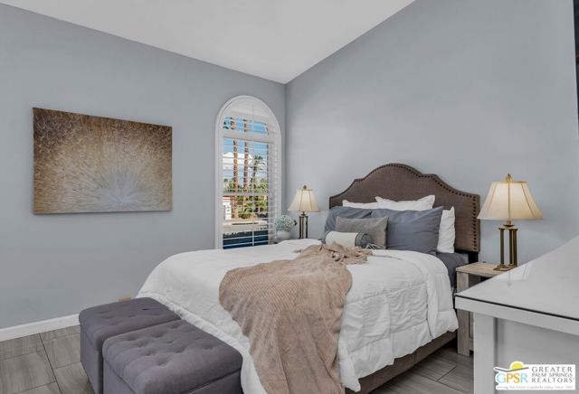38610 Desert Mirage Drive, Palm Desert CA: https://media.crmls.org/mediaz/3ff9eb85-e384-4406-a3f7-66d5af3ac685.jpg
