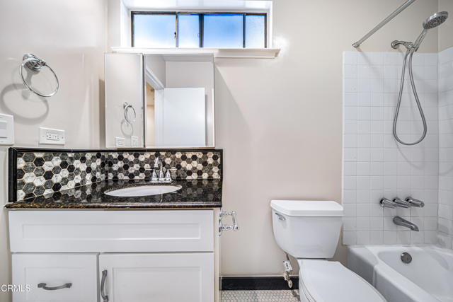 Detail Gallery Image 12 of 22 For 595 N Los Robles Ave #11,  Pasadena,  CA 91101 - 1 Beds | 1 Baths