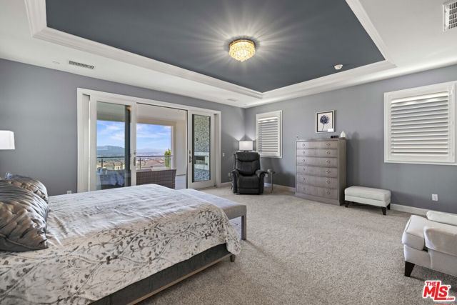 20162 W Cromwell Way, Porter Ranch CA: https://media.crmls.org/mediaz/3ffaaf2c-6062-4cf3-b6f0-62ff94145363.jpg
