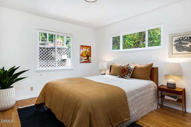 Detail Gallery Image 16 of 29 For 3663 Roderick Rd, Los Angeles,  CA 90065 - 3 Beds | 2 Baths