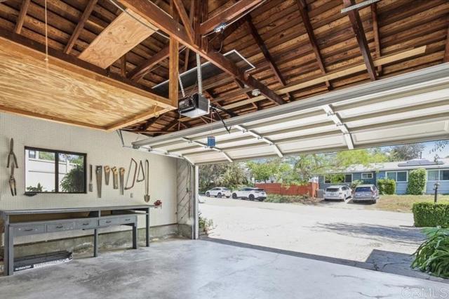 Detail Gallery Image 22 of 28 For 387 Girard Way, Vista,  CA 92084 - 3 Beds | 2 Baths