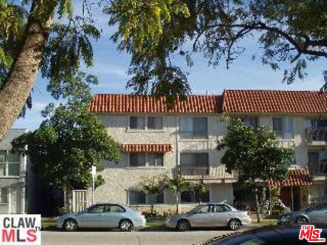 11656 Montana Avenue, Los Angeles, CA 90049