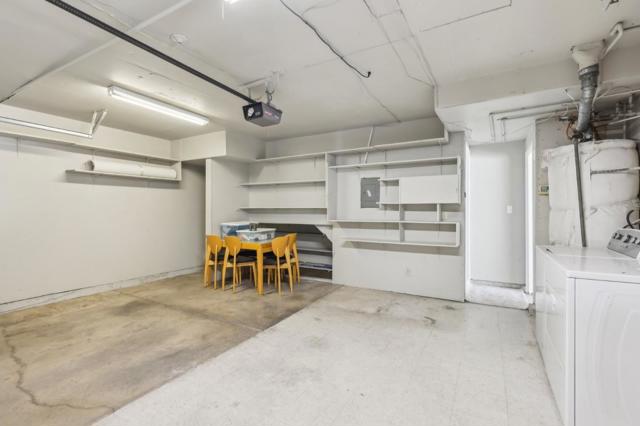 1720 Pine Hollow Circle, San Jose CA: https://media.crmls.org/mediaz/3ffd492a-a028-4927-a0b4-c836d7f9e32a.jpg