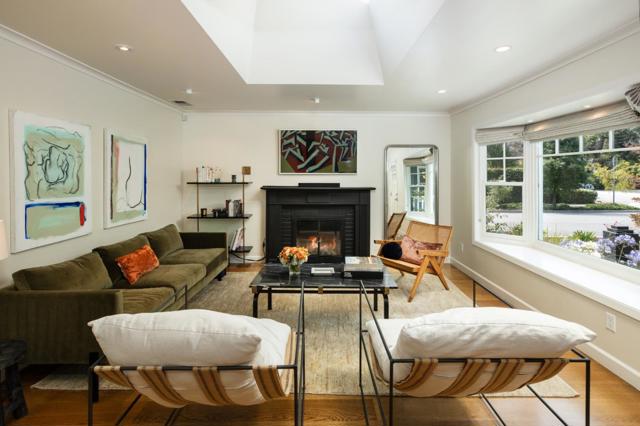 539 Bay Road, Menlo Park CA: https://media.crmls.org/mediaz/3ffdb943-d68e-4a30-b8e5-7d5e02a73296.jpg