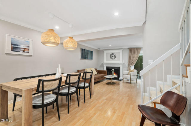 Detail Gallery Image 6 of 24 For 3130 Montrose Ave #110,  La Crescenta,  CA 91214 - 2 Beds | 2/1 Baths