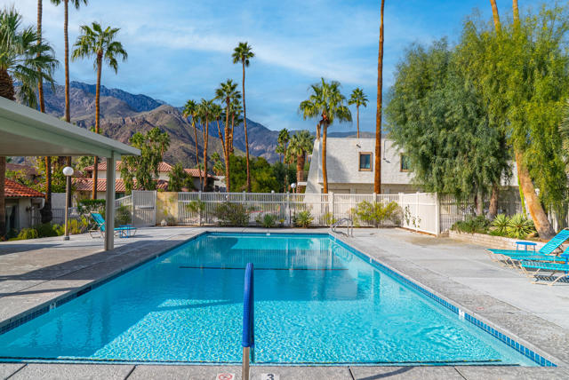 343 W Mariscal Road, Palm Springs, CA 92262