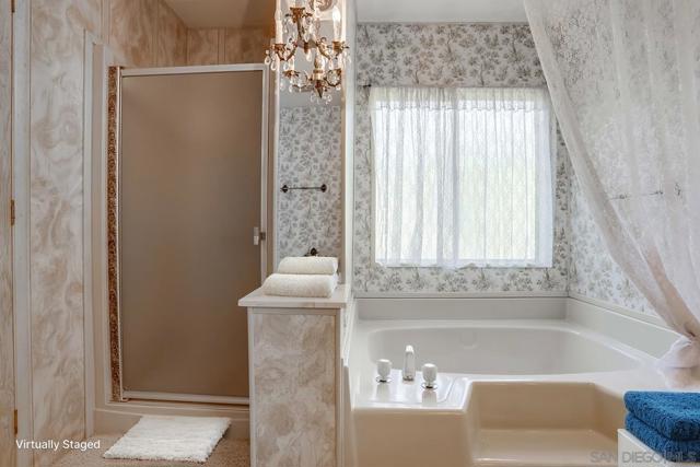 18218 Paradise Mountain Rd, Valley Center CA: https://media.crmls.org/mediaz/3ffe6154-75ec-4c4b-bc5b-ef51bb8db50b.jpg