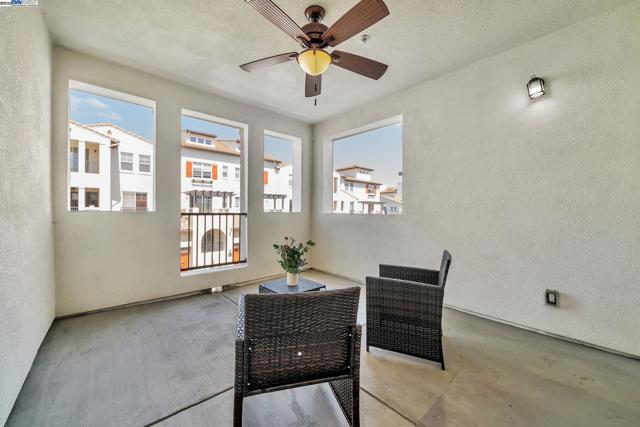 4222 Clarinbridge Cir, Dublin CA: https://media.crmls.org/mediaz/3fff3672-0d97-4362-8ae2-75783d9a3351.jpg