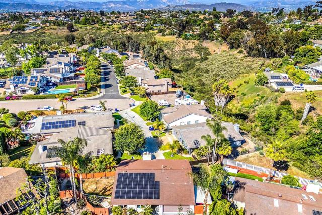 2548 Katherine Court, El Cajon CA: https://media.crmls.org/mediaz/40000ed7-dbe7-4d9b-8096-31c339ee6faf.jpg