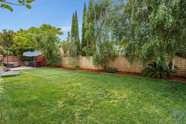 1217 BELLEFLOWER RD, Carlsbad CA: https://media.crmls.org/mediaz/40001abe-3eac-45f7-ac5a-d697ffa320e8.jpg