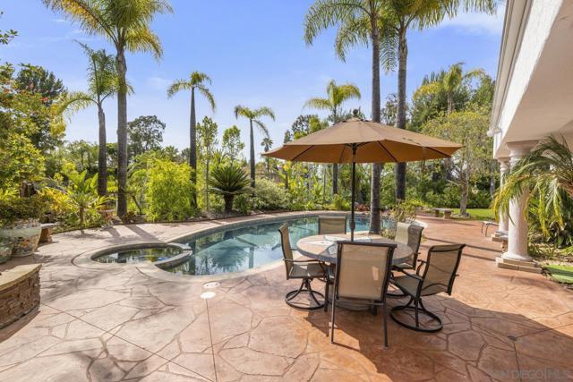 2505 Monterey Glen, Escondido CA: https://media.crmls.org/mediaz/400250dd-535d-41b6-a63c-1e643d2223bb.jpg