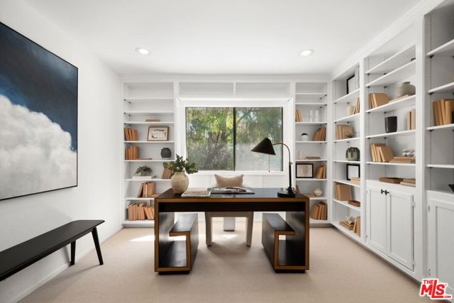 3018 Nicada Drive, Los Angeles CA: https://media.crmls.org/mediaz/400342fd-34a2-4657-820f-b2b45422b1bd.jpg