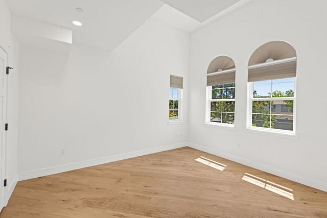 777 Walnut Street, San Carlos CA: https://media.crmls.org/mediaz/4003d825-490f-46df-8164-ce9787d17822.jpg