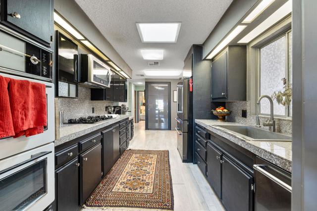 Image 20 of 42 For 206 Marisma Way