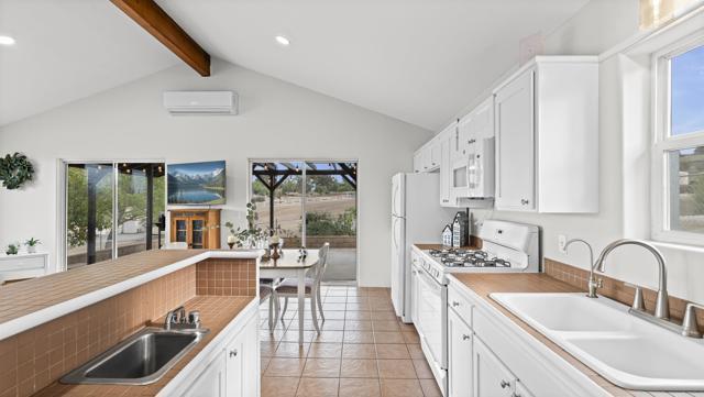 Detail Gallery Image 7 of 49 For 39260 Grassy Rd, Temecula,  CA 92592 - 3 Beds | 2 Baths