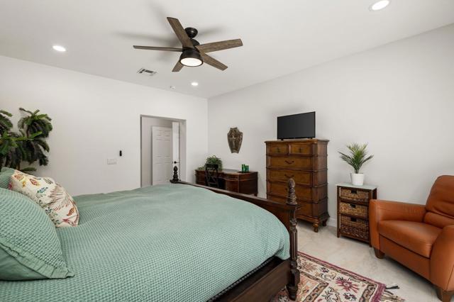 48205 Vista De Nopal, La Quinta CA: https://media.crmls.org/mediaz/400466d0-4ec8-4543-850a-648eedb753e2.jpg
