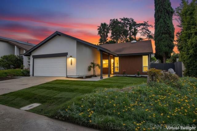 9555 Via Pereza, San Diego CA: https://media.crmls.org/mediaz/4005a117-cfbb-4c38-88e1-48c1c49283cd.jpg