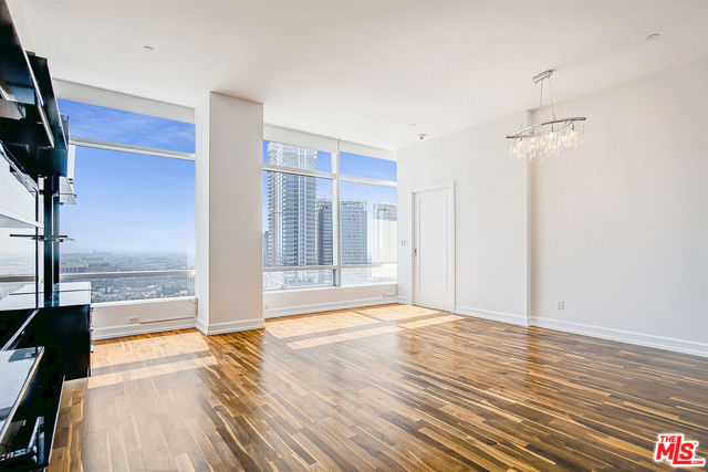 900 W Olympic Boulevard, Los Angeles CA: https://media.crmls.org/mediaz/4005a581-7436-4319-8c21-aadbb0fbbbe6.jpg