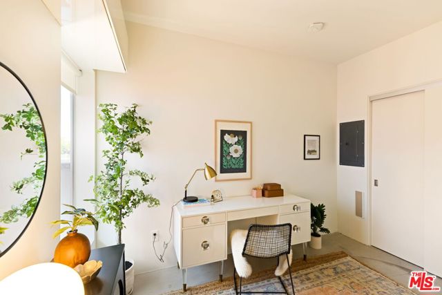 803 Wilcox Avenue, Los Angeles CA: https://media.crmls.org/mediaz/40061175-b008-4e99-a443-52478f585cec.jpg