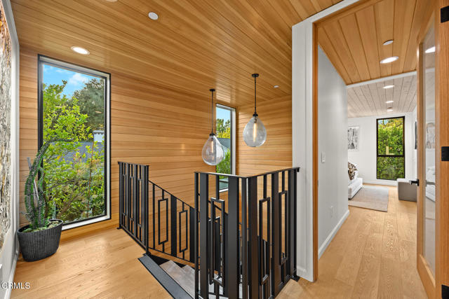 Detail Gallery Image 47 of 73 For 10747 Valleyheart Dr, Studio City,  CA 91604 - 4 Beds | 3 Baths