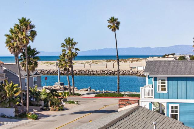 Detail Gallery Image 7 of 59 For 2408 Ocean Dr, Oxnard,  CA 93035 - 3 Beds | 3/1 Baths