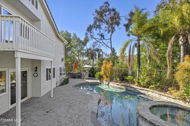 287 Golden Fern Court, Simi Valley CA: https://media.crmls.org/mediaz/4006ff78-d63c-4ac8-ad7d-d60984108691.jpg