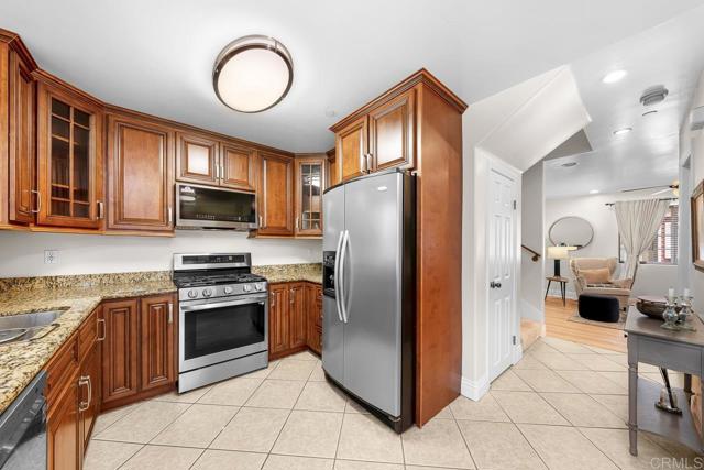 488 Park Way, Chula Vista CA: https://media.crmls.org/mediaz/400726fb-b6e2-4443-ae38-ad309f124831.jpg