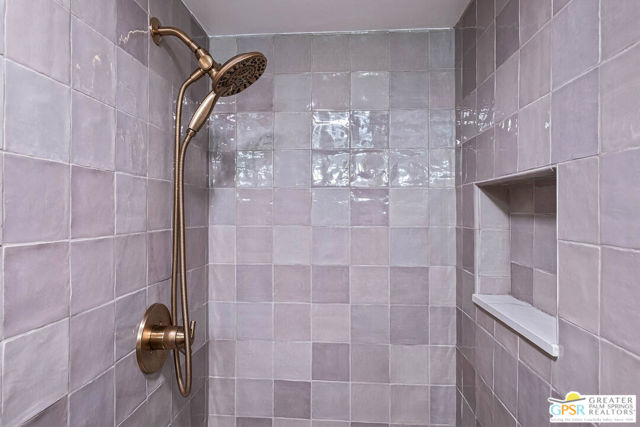 29136 Stonegate Lane, Highland CA: https://media.crmls.org/mediaz/40088478-4cec-4ca7-8d4e-8169f7570e2d.jpg
