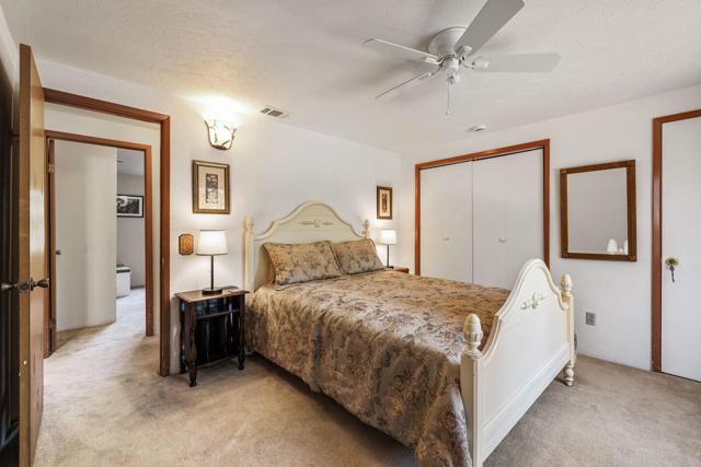54370 Valley, Idyllwild CA: https://media.crmls.org/mediaz/4008f88f-cf20-42ab-aadd-93fa67dce6c5.jpg