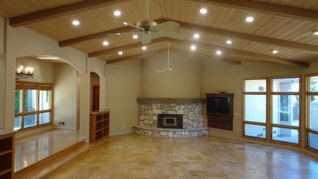 529 Corral De Tierra Road, Salinas CA: https://media.crmls.org/mediaz/400939df-c7e9-41d9-a77d-eaf450bebf76.jpg