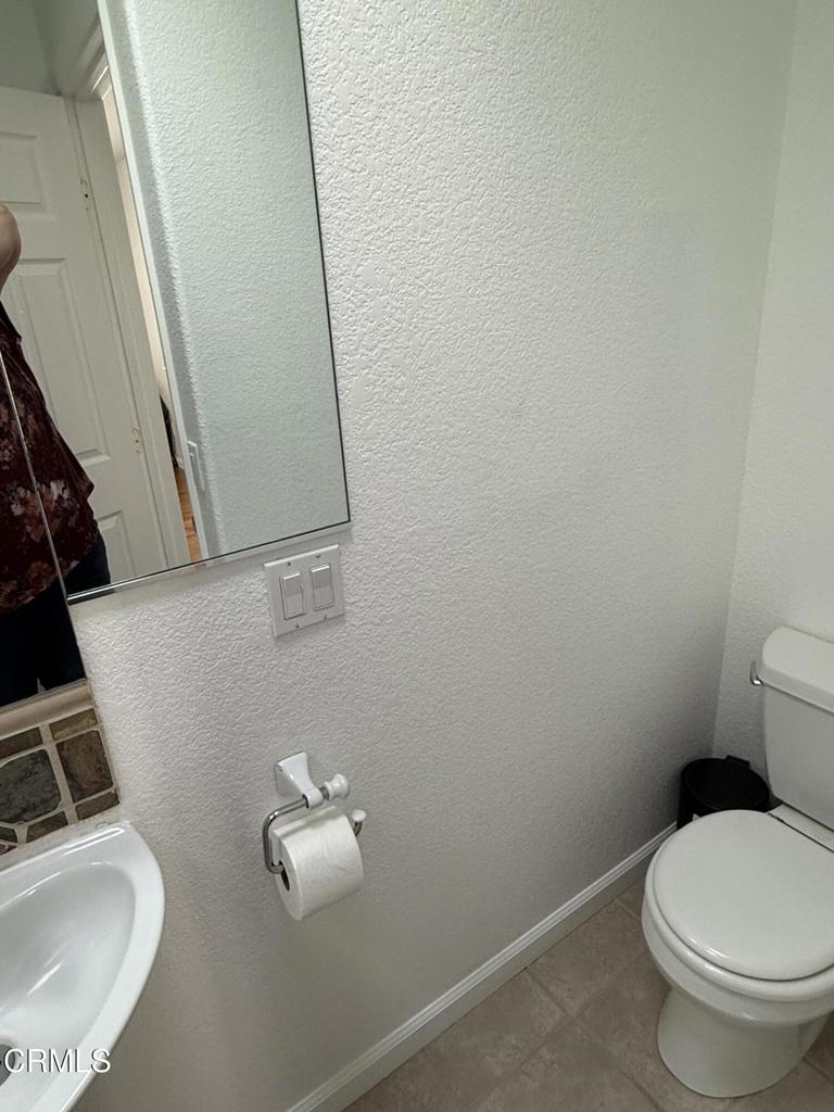 https://media.crmls.org/mediaz/40097a67-883b-450e-ade4-b3c68cdf90cc.jpg?preset=X-Large