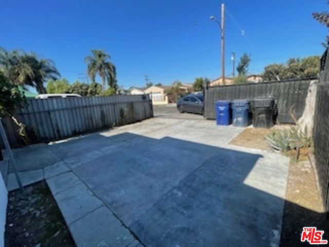 2114 Oris Street, Compton, California 90222, 2 Bedrooms Bedrooms, ,1 BathroomBathrooms,Single Family Residence,For Sale,Oris,24464821