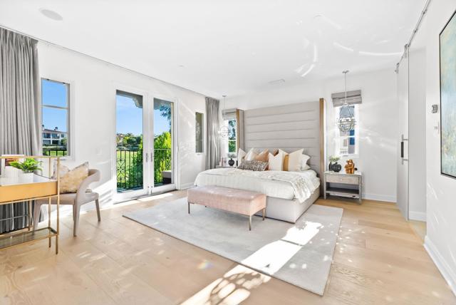 Detail Gallery Image 12 of 22 For 16622 Sweet Leilani Ln, San Diego,  CA 92127 - 4 Beds | 4/1 Baths