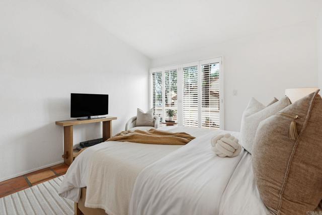 Detail Gallery Image 24 of 50 For 3694 Fallon Cir, San Diego,  CA 92130 - 2 Beds | 2 Baths