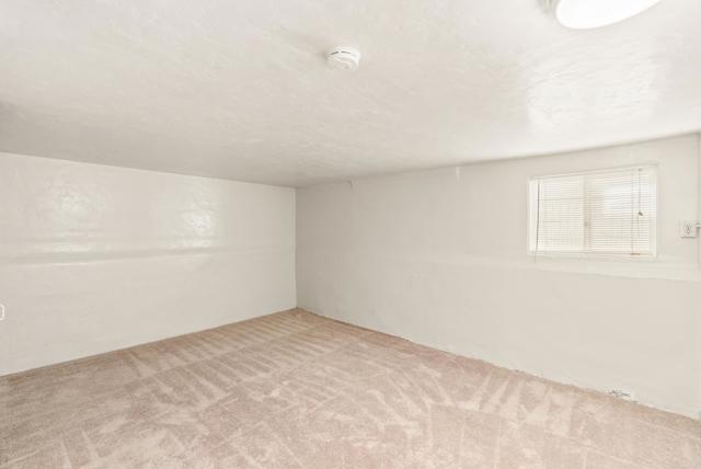 Detail Gallery Image 36 of 55 For 3040 Byron St, San Diego,  CA 92106 - 6 Beds | 2 Baths