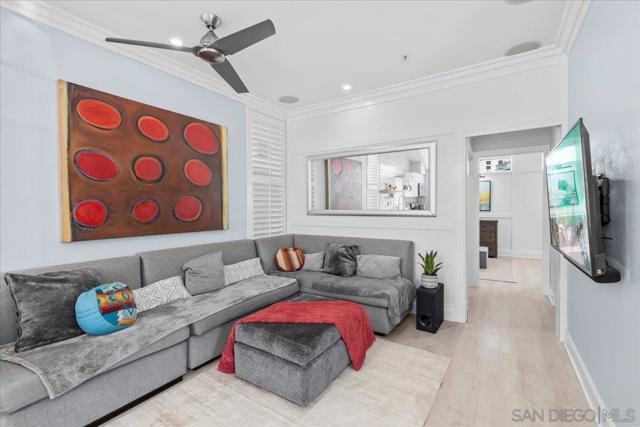 700 Lido Park Dr, Newport Beach CA: https://media.crmls.org/mediaz/400d6965-8d9e-4a5d-b449-3e8ac367d625.jpg