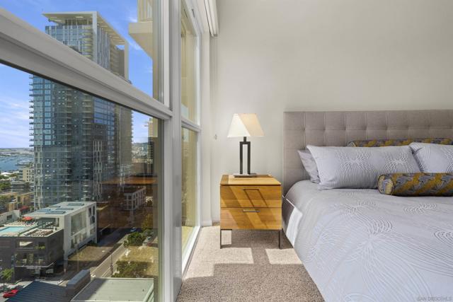 1240 India, San Diego CA: https://media.crmls.org/mediaz/400ddba0-1616-4117-9336-261b0577c977.jpg
