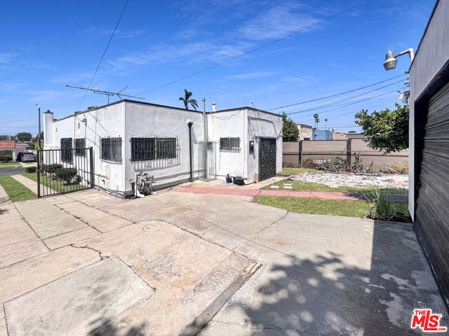 Image 3 for 2016 W 68Th St, Los Angeles, CA 90047